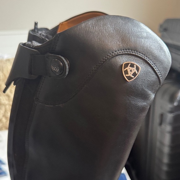 Ariat Women's Palisade tall field boot size 7 US height-short Calf-regular - Picture 16 of 16